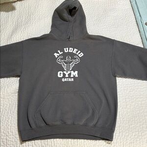 Gildan Al Udeid Gym Qatar Men's Gray Hoodie Large, Grey